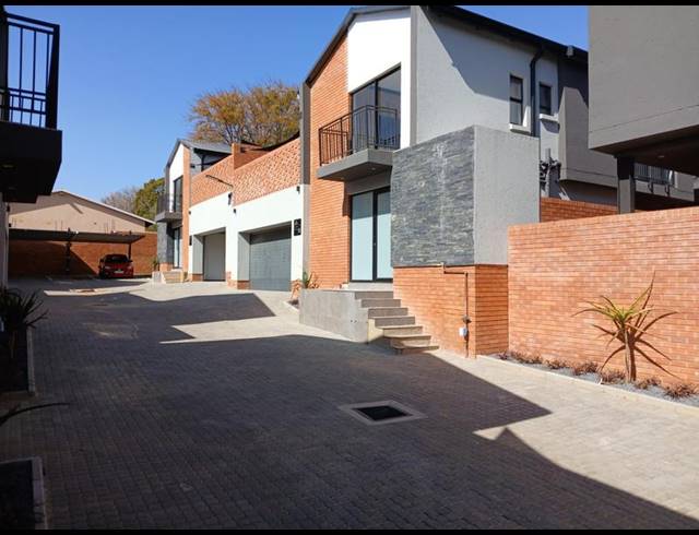 3 BEDROOM PROPERTY TO RENT IN EDENBURG